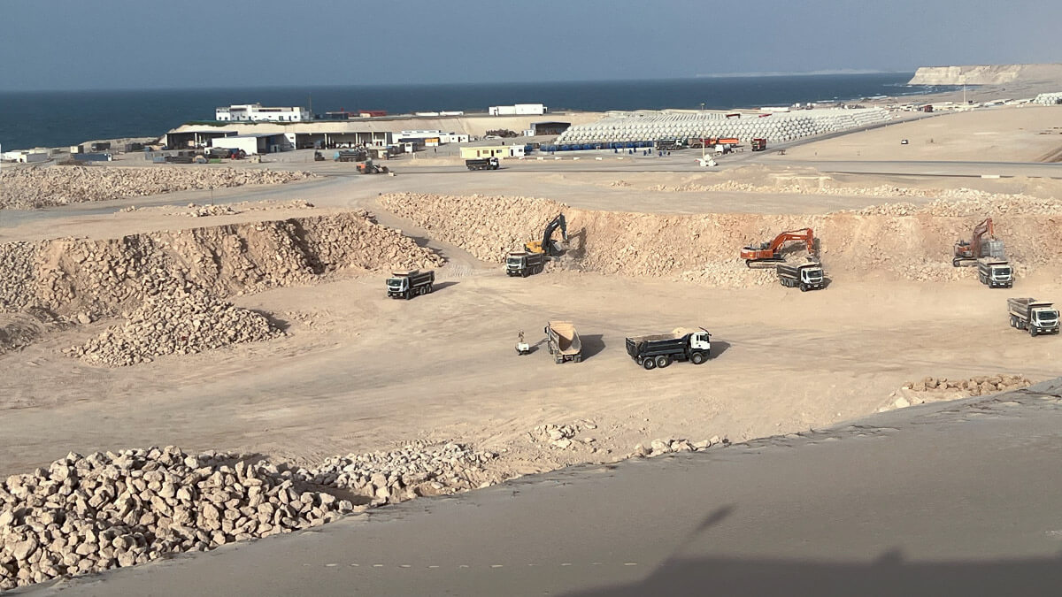 Bouwwerkzaamheden aan de haven van Dakhla